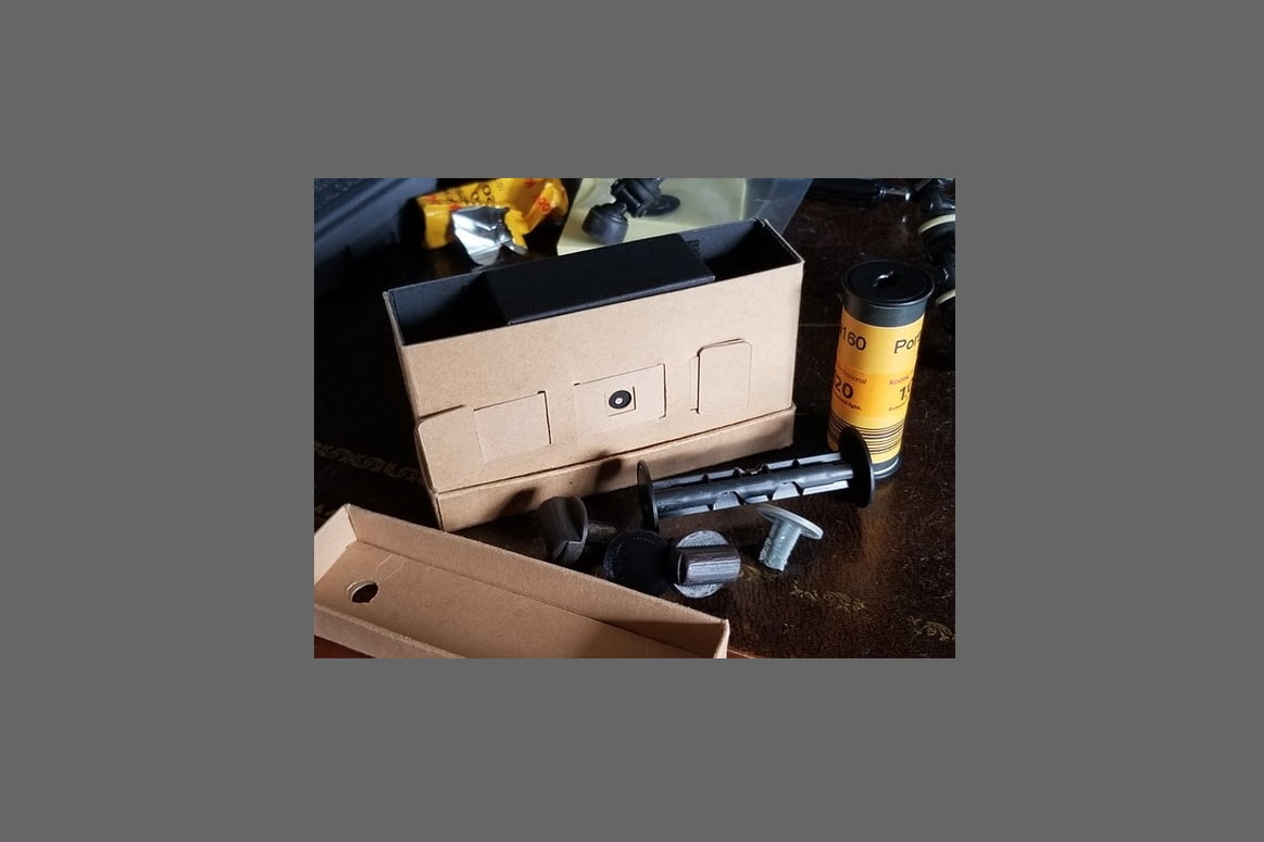 PinBox-120-DIY-Pinhole