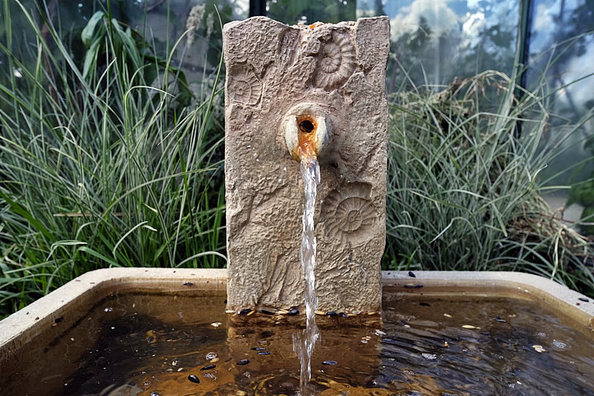 Mini fountain