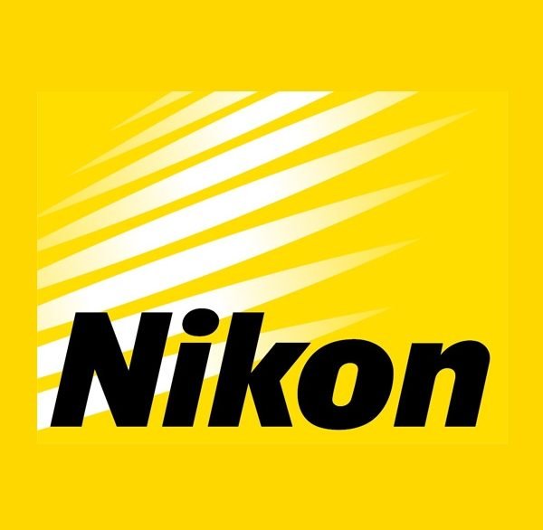 Nikon opracowuje mały i lekki teleobiektyw 500 mm f/5,6