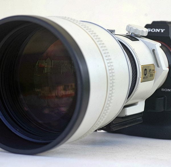 Minolta AF 300 mm f/2,8 APO na Sony A7R II