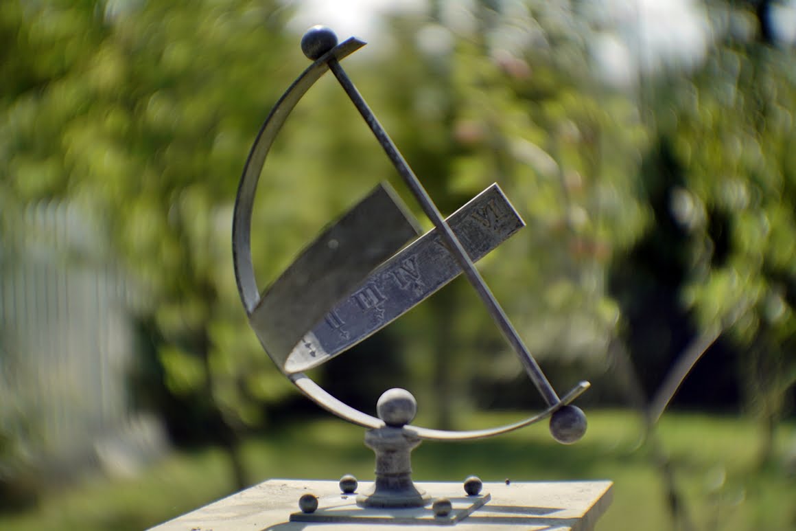 PO-109-1A-Sundial