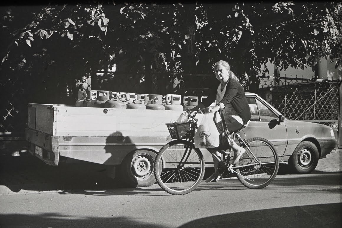 Canon-AE1-Cyclists-5