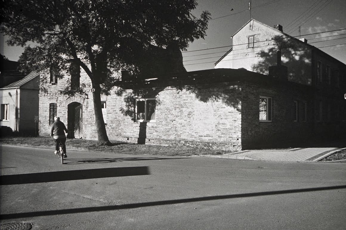 Canon-AE1-Cyclists-6