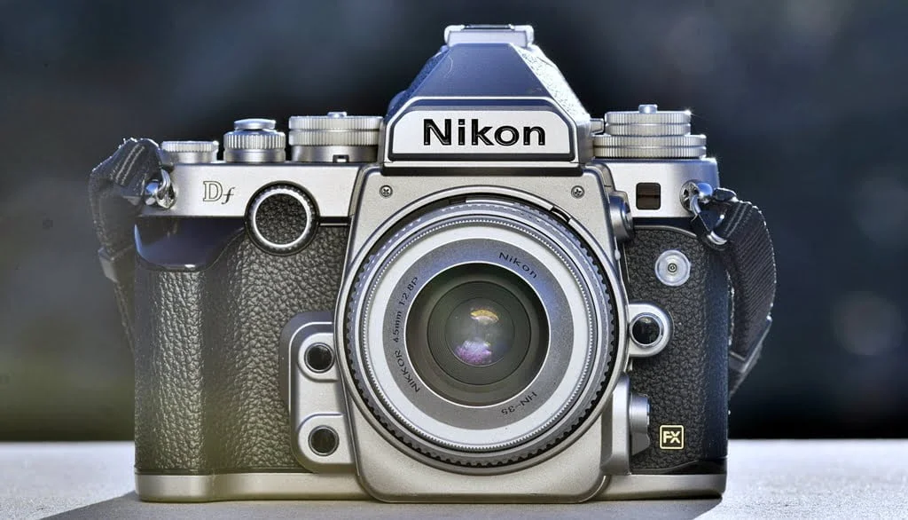Nikon-Df-Front-View-With-AiP-Nikkor-45mm-f2.8-WO-Lens-Cap