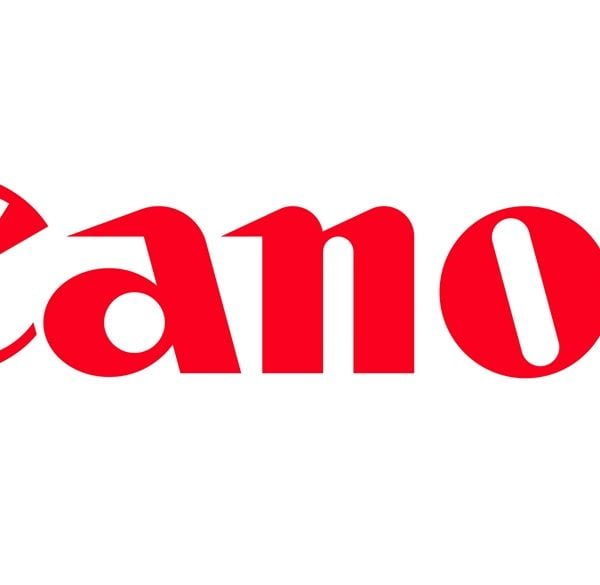 Canon obniża prognozy zysku o 20 % z powodu kurczącej się sprzedaży aparatów