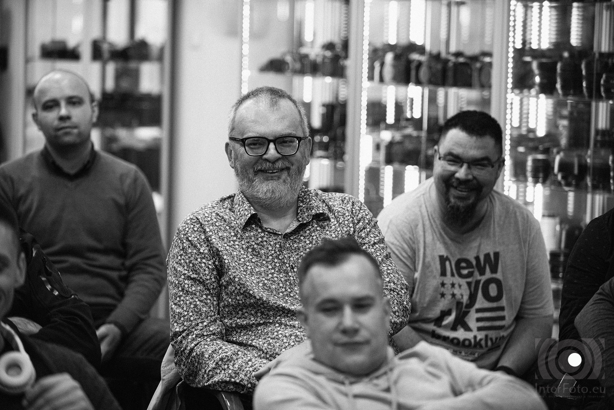 Warsztaty fotografii ulicznej z Krzyśkiem Grabarą w Interfoto.eu