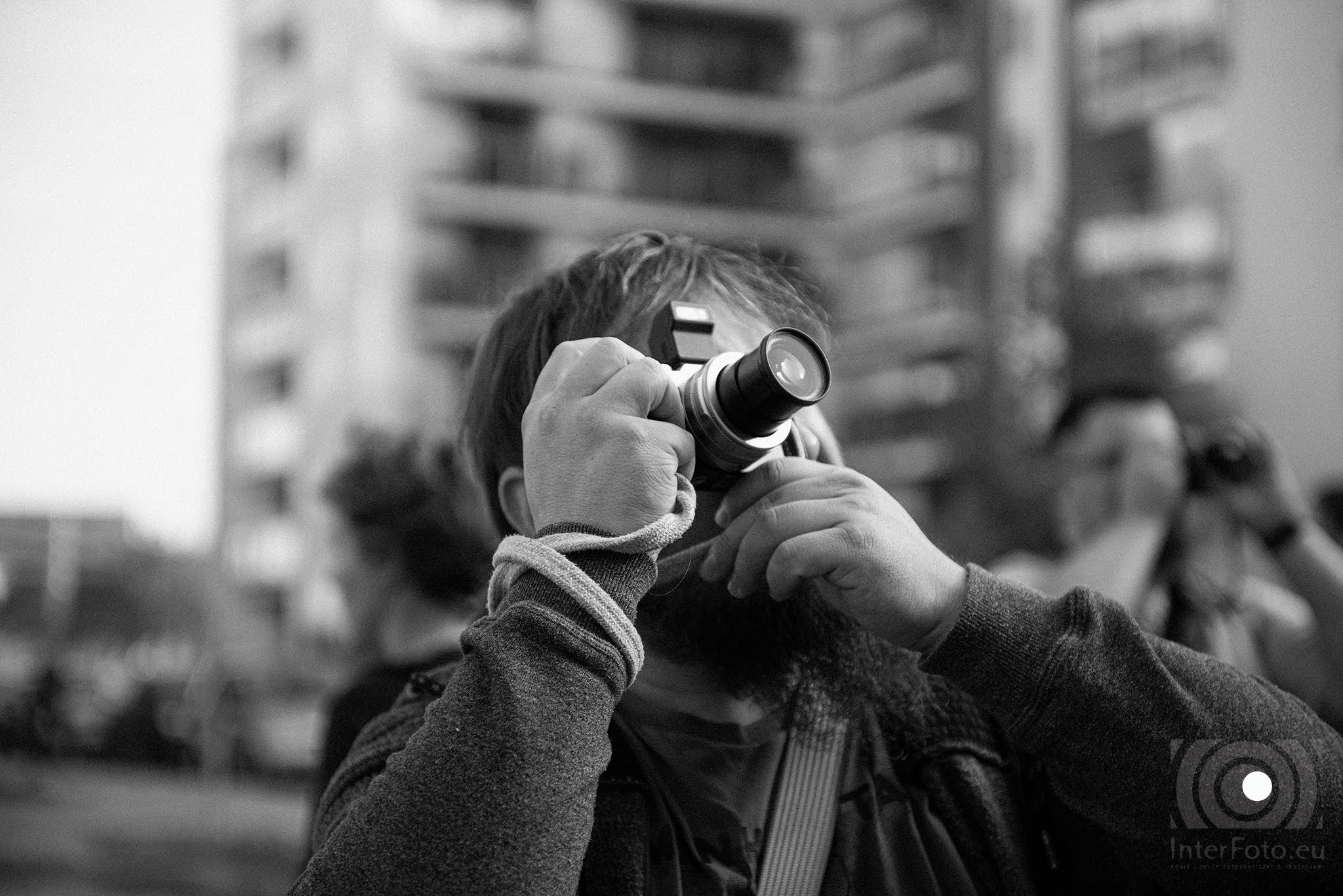 Warsztaty fotografii ulicznej z Krzyśkiem Grabarą w Interfoto.eu