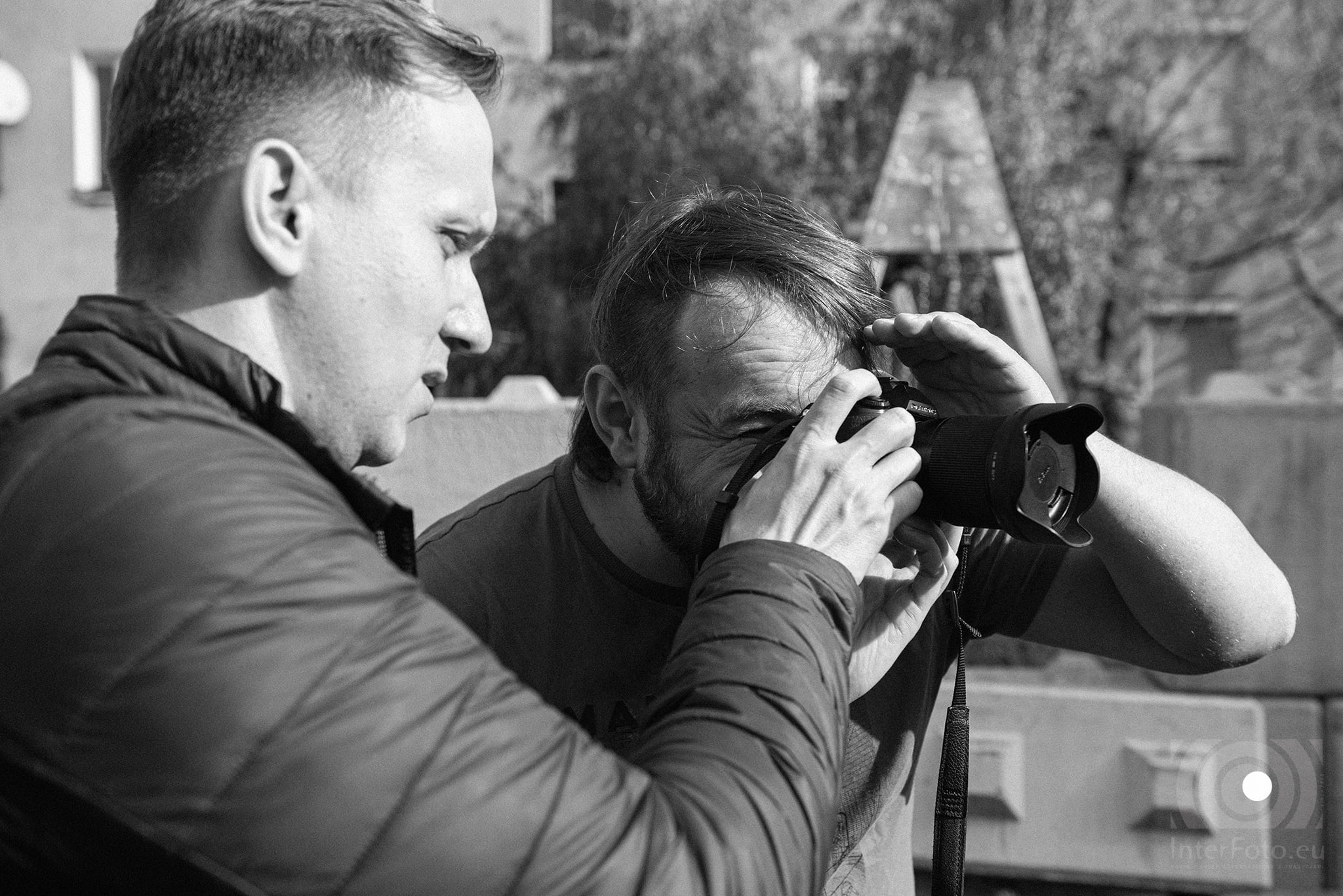 Warsztaty fotografii ulicznej z Krzyśkiem Grabarą w Interfoto.eu