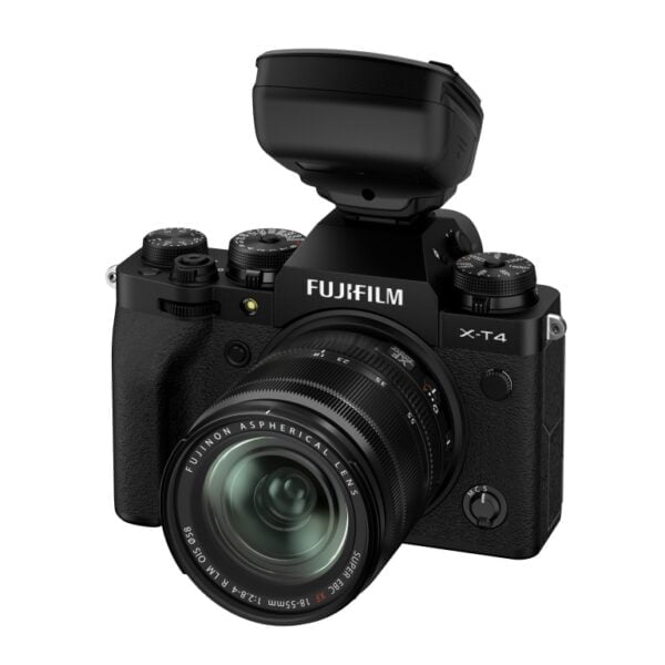 Fujifilm wprowadzi nową lampę błyskową EF-60 oraz wyzwalacz bezprzewodowy EF-W1 do systemów X i GFX