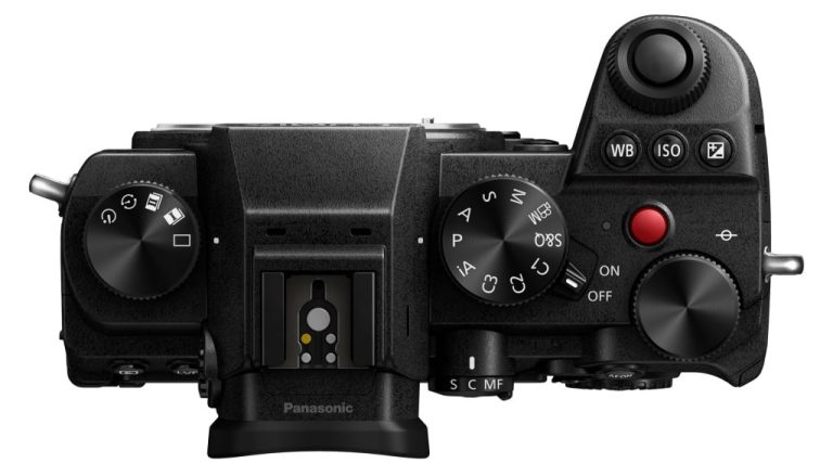 Panasonic-DC-S5