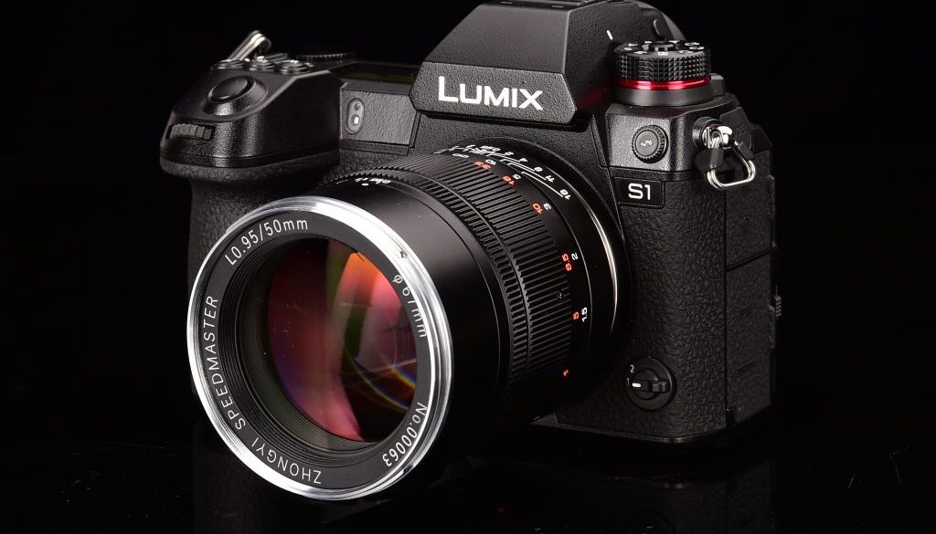 LumixS1_3