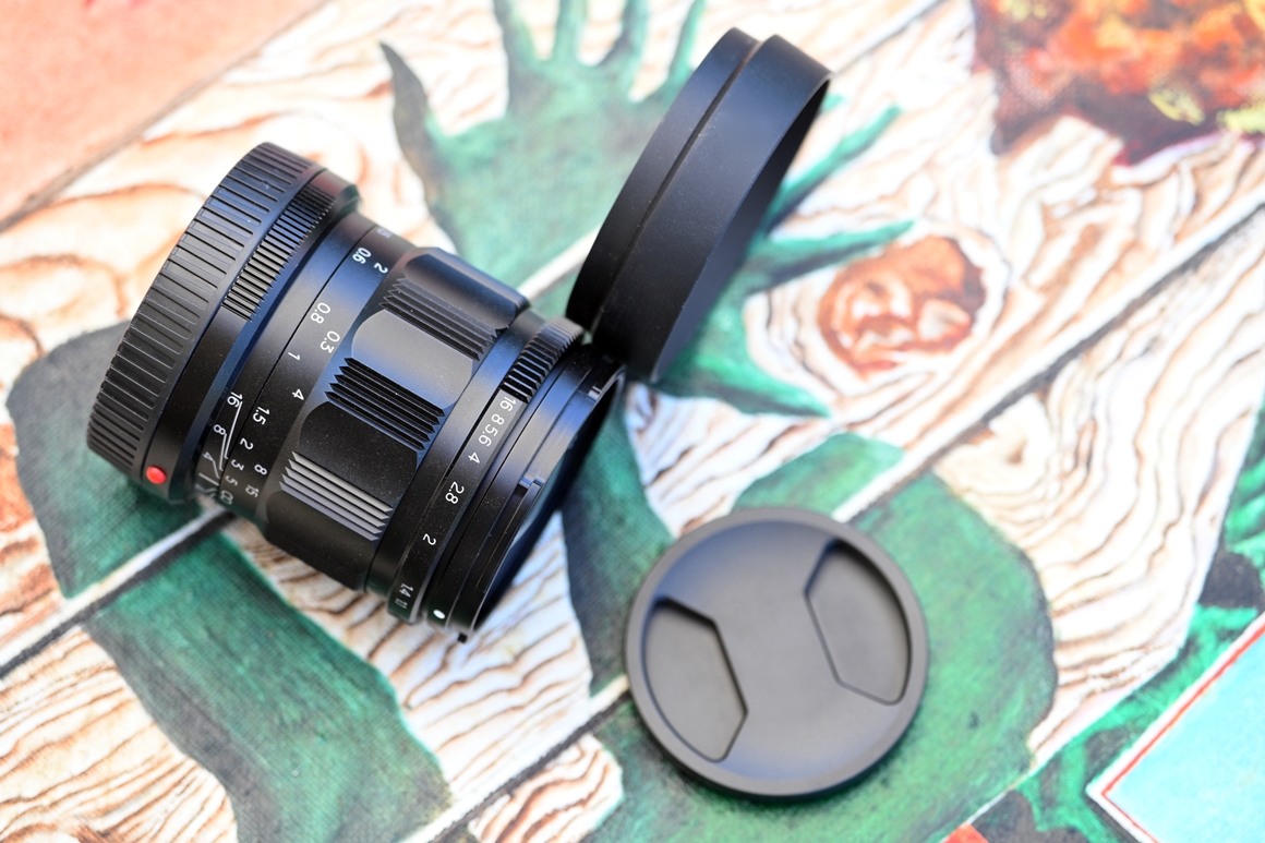 50mm-f1.1-9