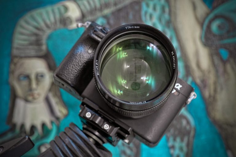 TTArtisan 90mm F1.25 Main