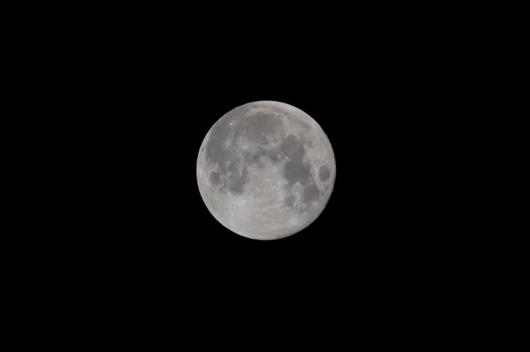 Tamron 150-500mm F5-6.7 Di III VC VXD