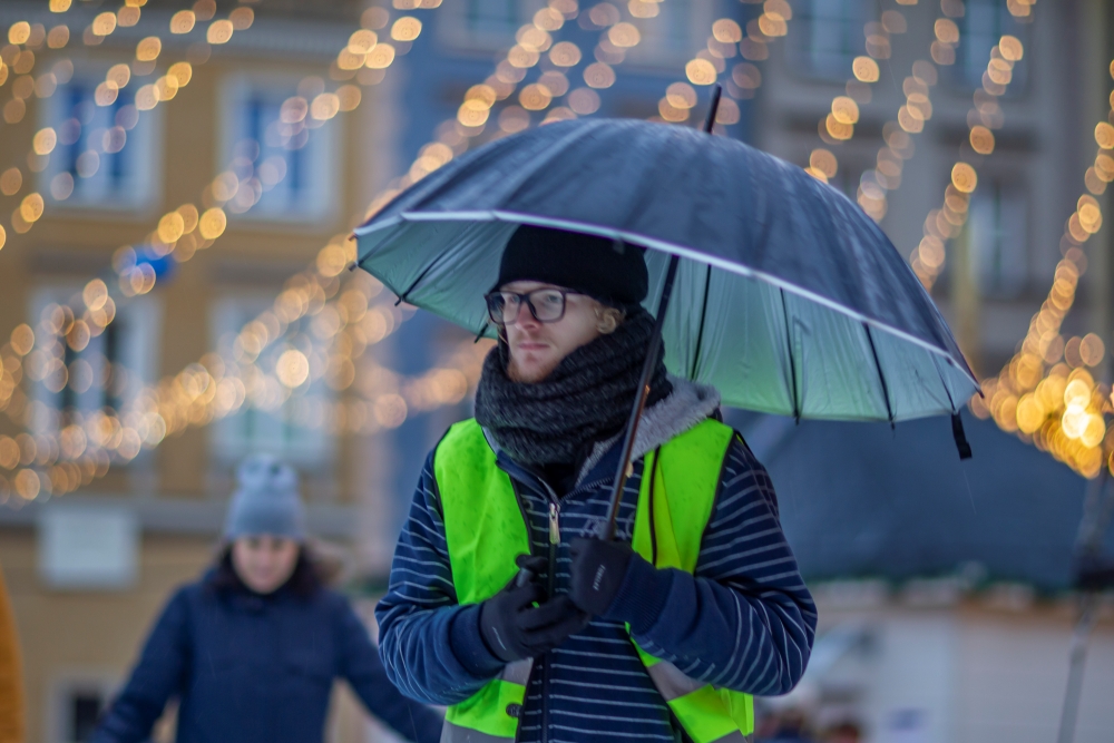 Canon EF 85mm F1.2L II USM Umbrella