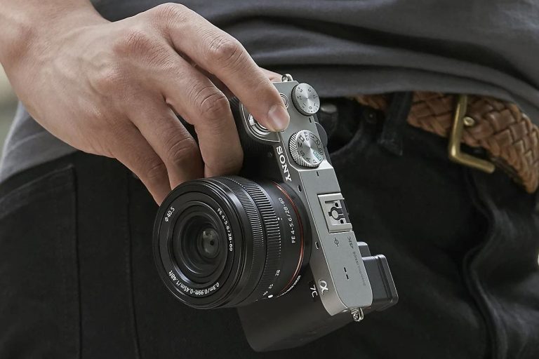 Sony a7c hand