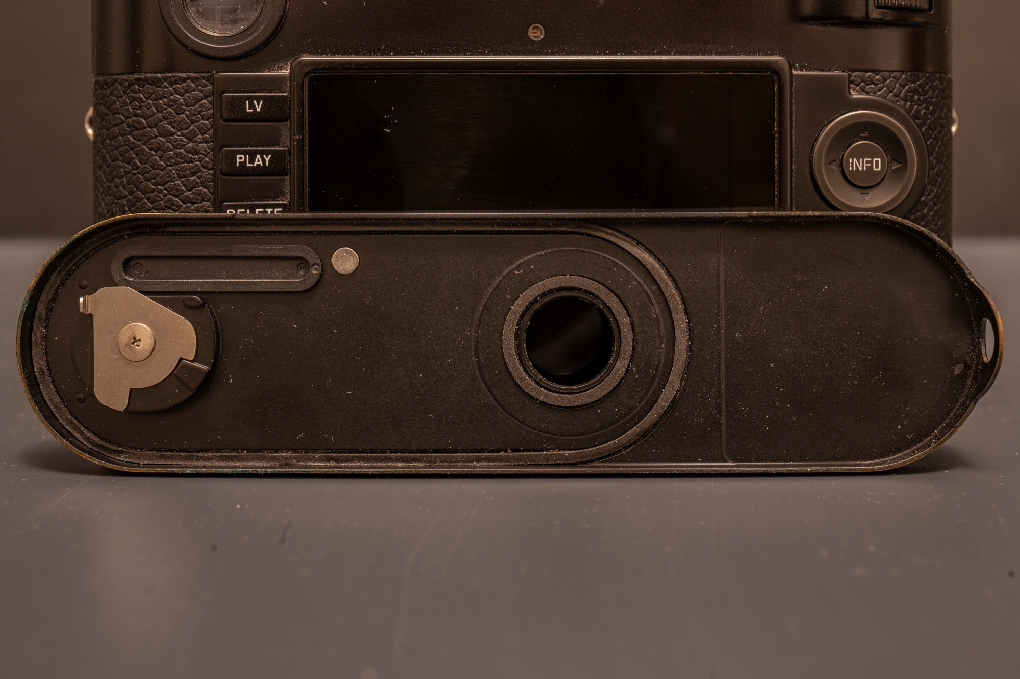 Leica M-P Typ 240 Bottom Cover Magnet