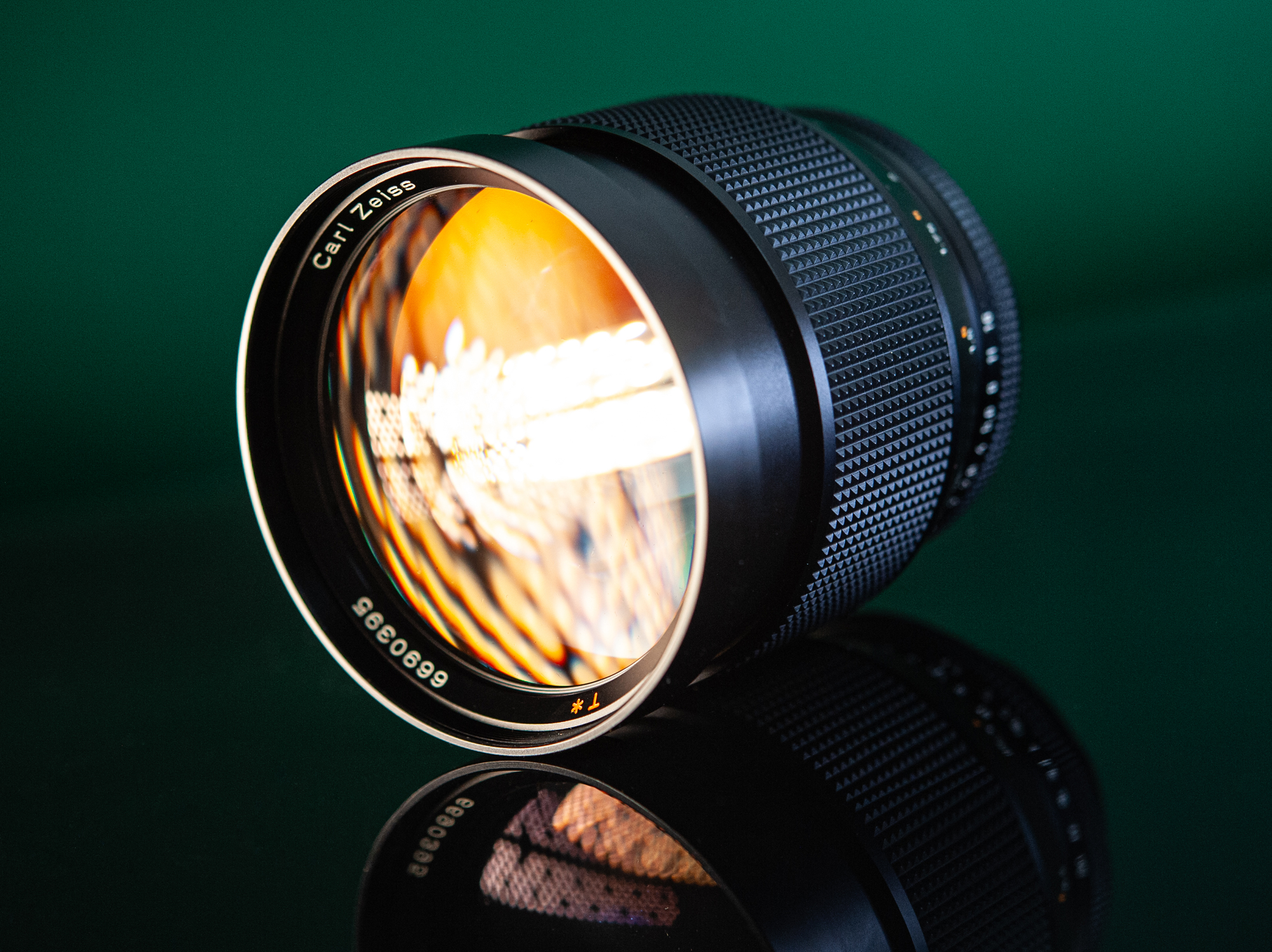 Contax Carl Zeiss Planar T* 85mm F1.2