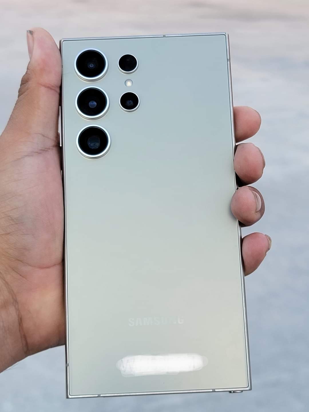 Samsung Galaxy S24 Ultra 2