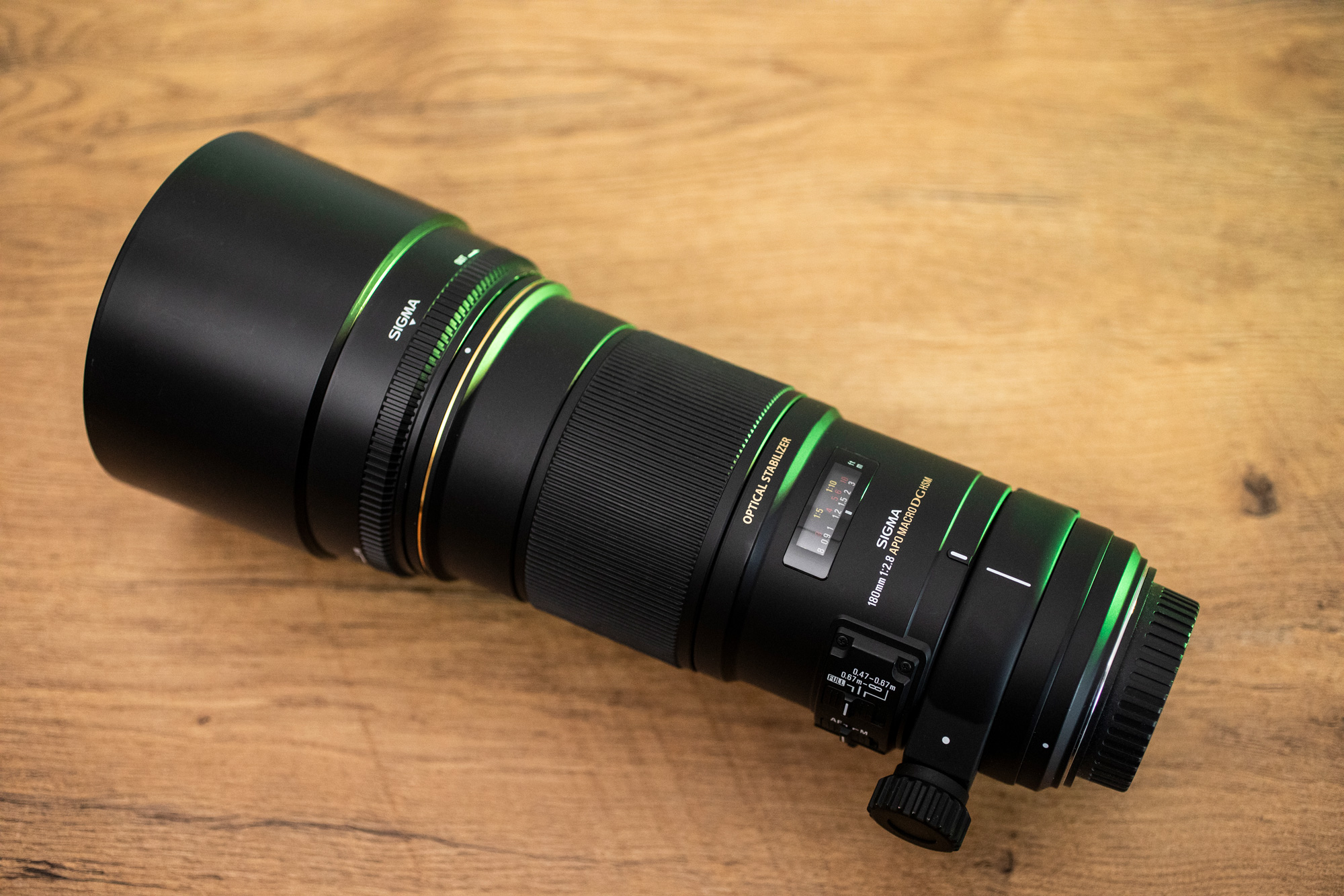 Sigma 180mm F2.8 APO EX DG Macro HSM OS Canon EF