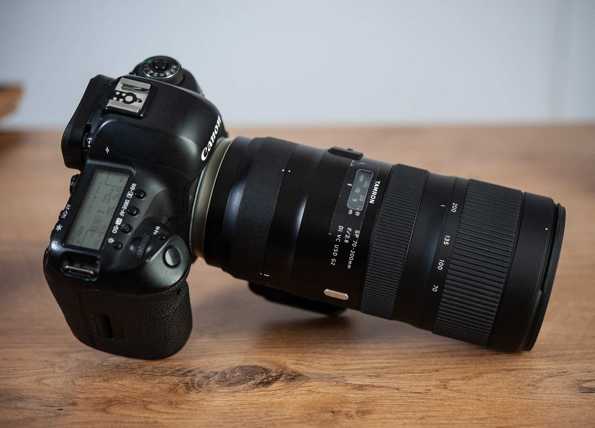 Canon EOS 5D Mark IV ze zmiennoogniskowym krótkim teleobiektywem Tamron 70-200mm F2.8 Di VC USD G2