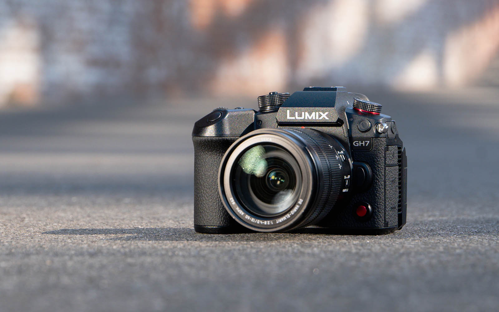 Panasonic Lumix DC-GH7 2