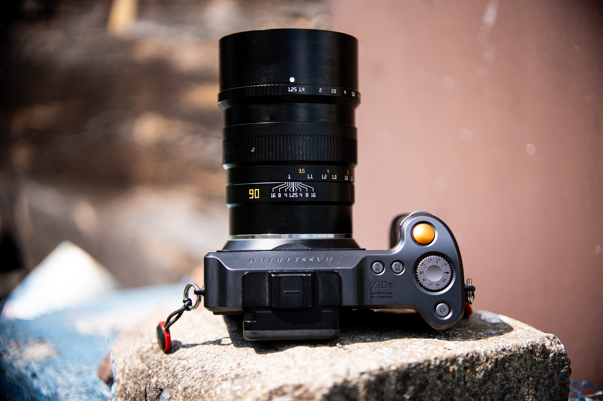 TTArtisan 90mm F1.25