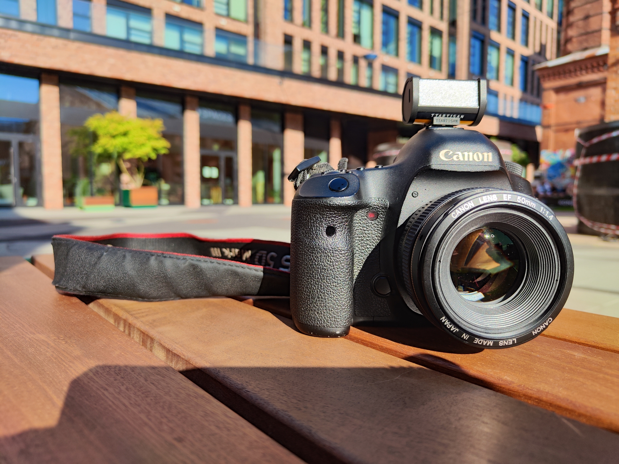 TTArtisan Super Mini LED Light Canon EOS 5D Mark III front