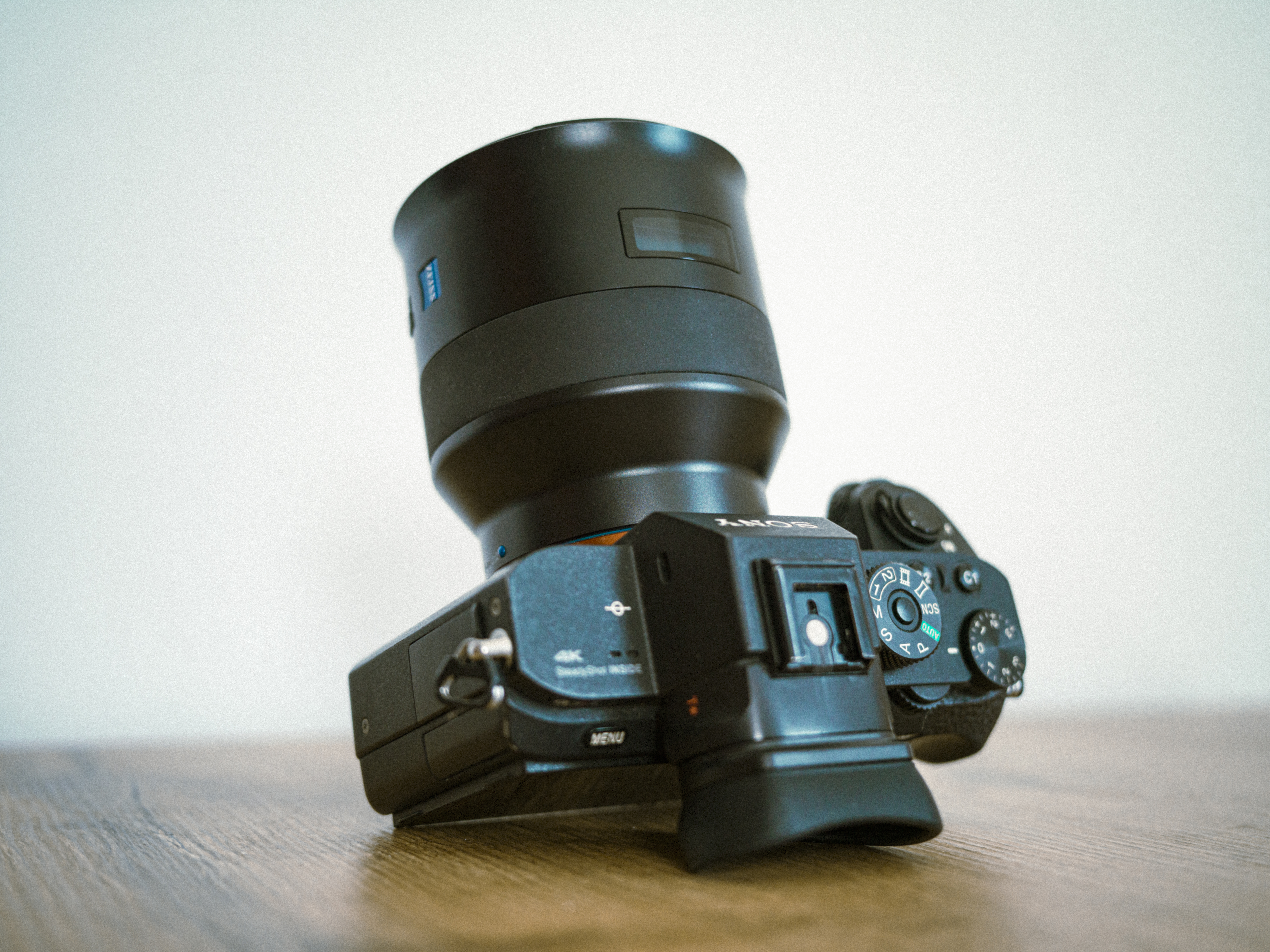 Zeiss Batis Distagon CF 40mm F2