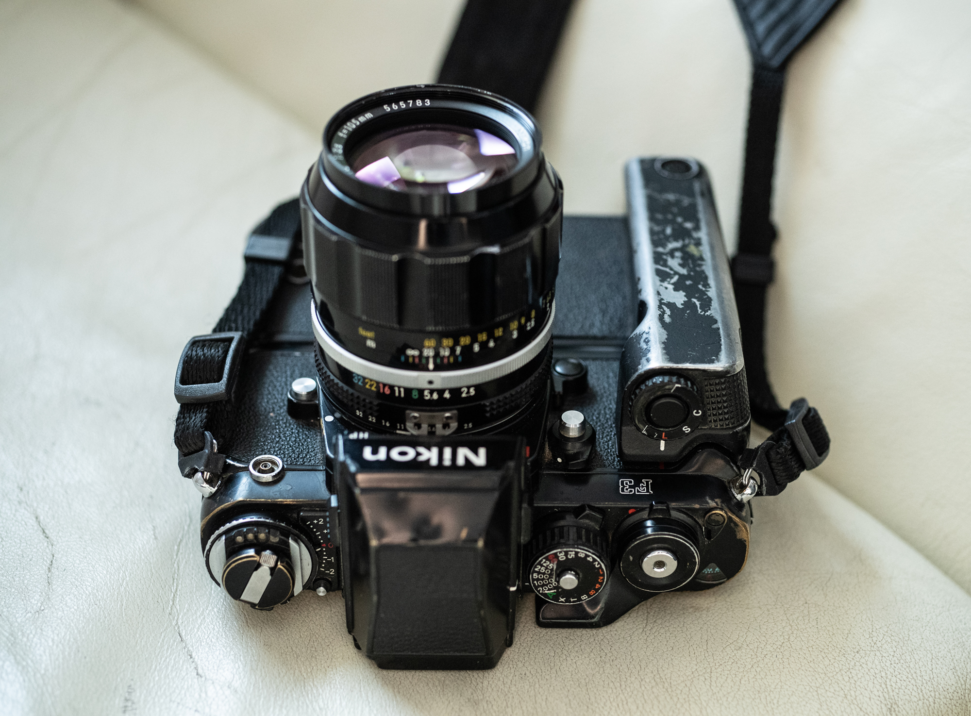 Nikon F3 HP z silnikiem MD4