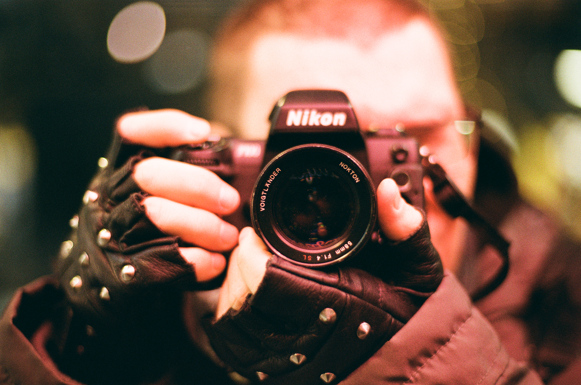 Nikon F100 i Voigtlander Nokton 58mm F1.4 SL II, Nikkor 180mm F2.8 AI-S na filmie Fujifilm 200 - zdjęcia przykładowe
