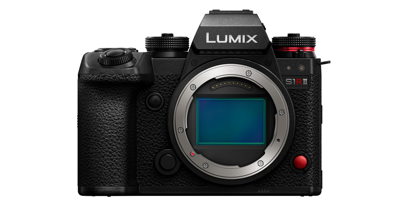 Panasonic Lumix DC-S1RII 2