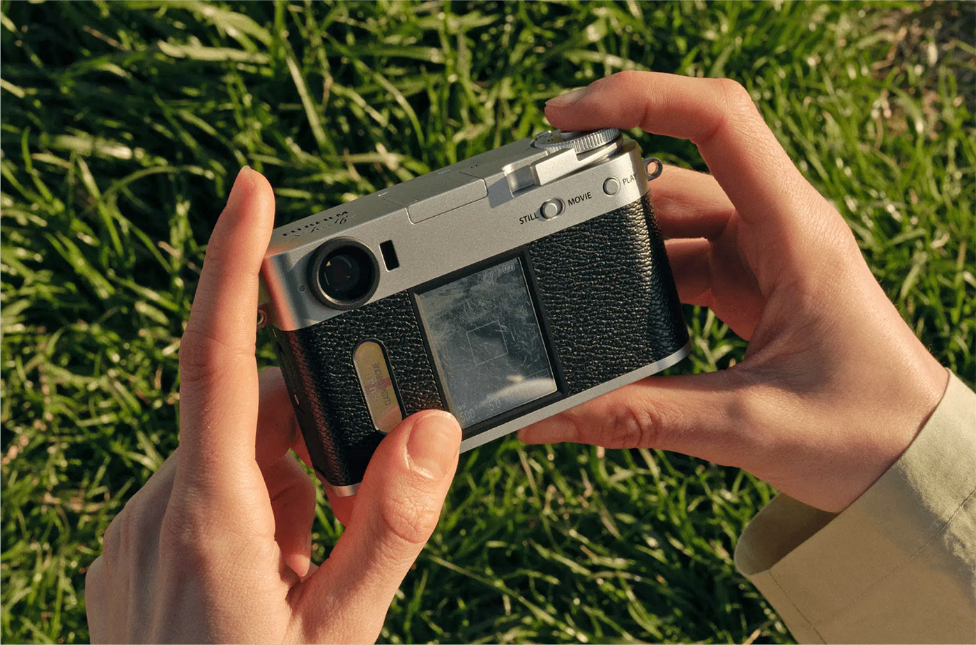 Fujifilm X Half 4