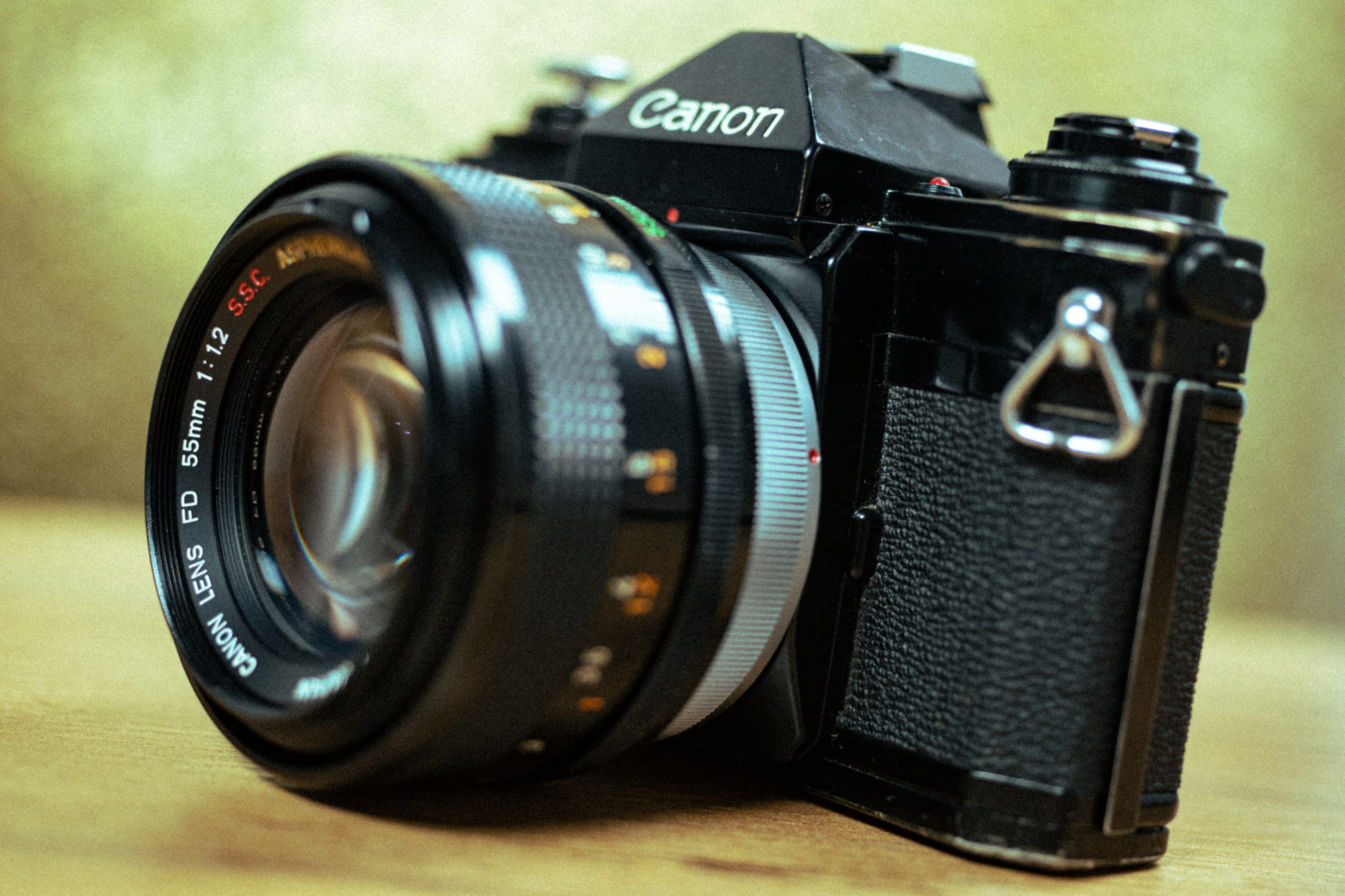 Canon 55mm f1.2 s.s.c. aspherical fd 2000px 7913