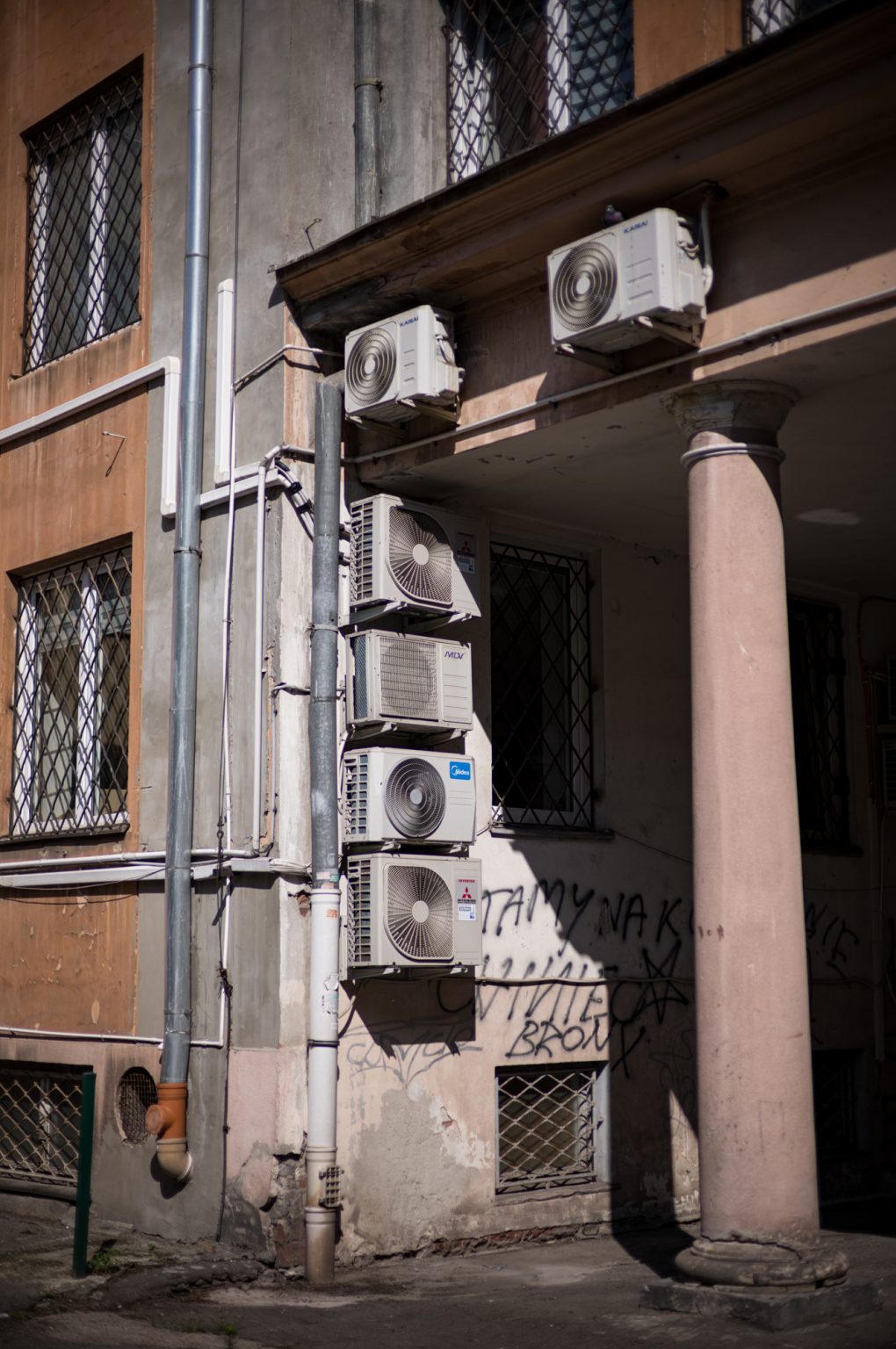 Galeria zdjęć przykładowych 2000px z aparatu Leica M11 i obiektywu Voigtlander 50mm F1 Nokton VM
