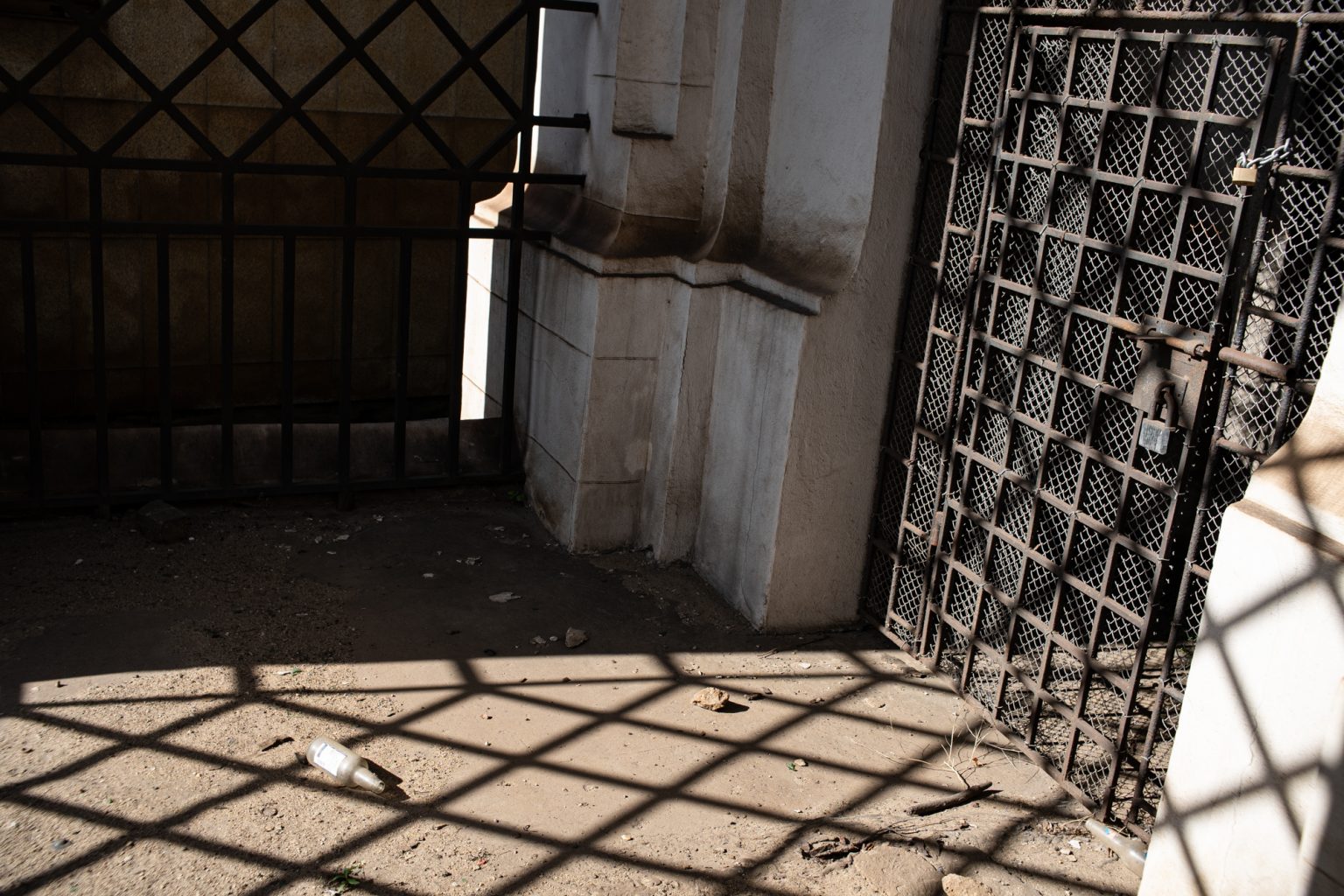 Galeria zdjęć przykładowych 2000px wykonana za pomocą obiektywu TTArtisan AF 23mm F1.8 ED Sony E