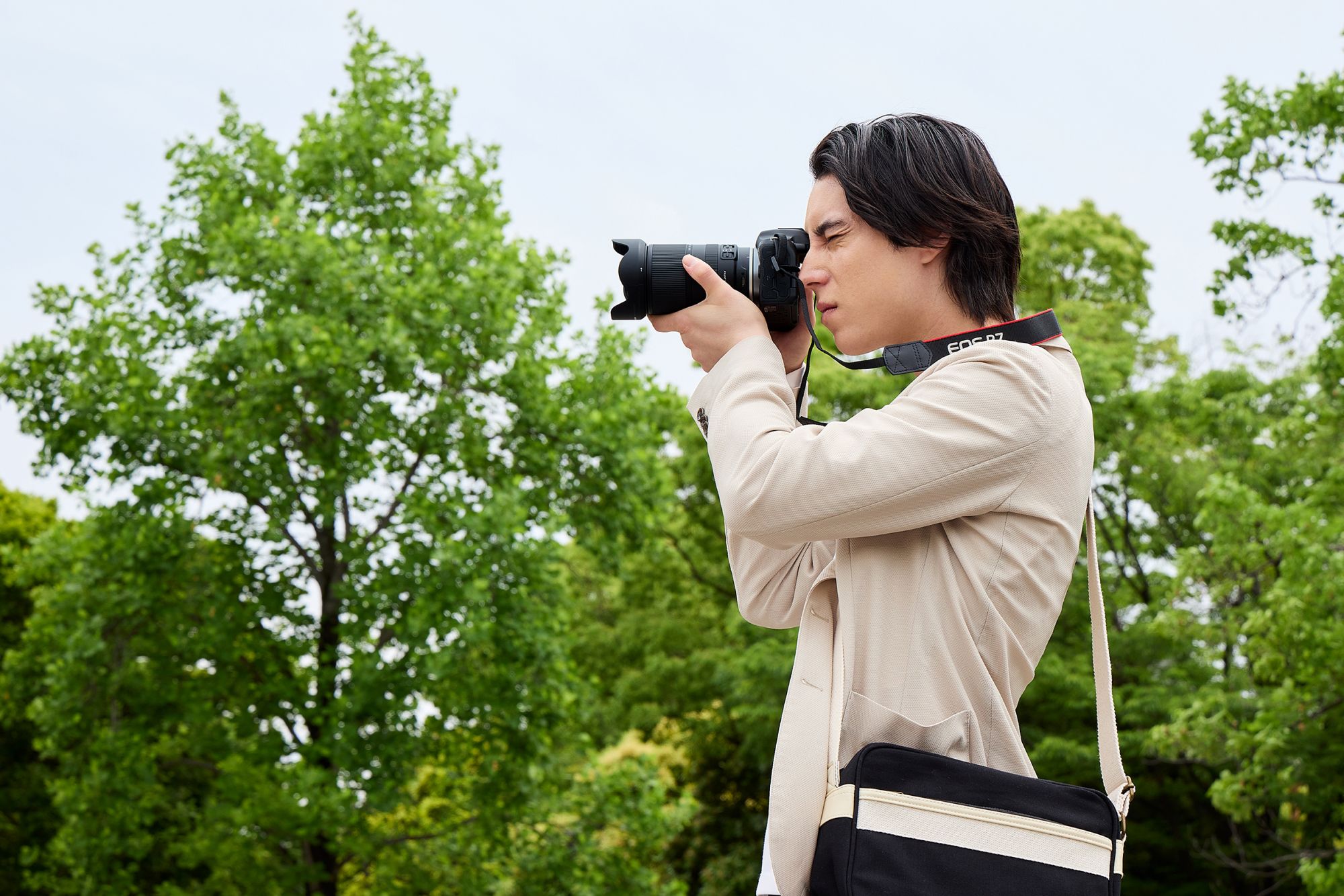premiera-tamron-18300-mm-f3-56-3-di-iiia-vc-vxd-w-nowych-mocowaniach-nikon-z-i-canon-rf 3