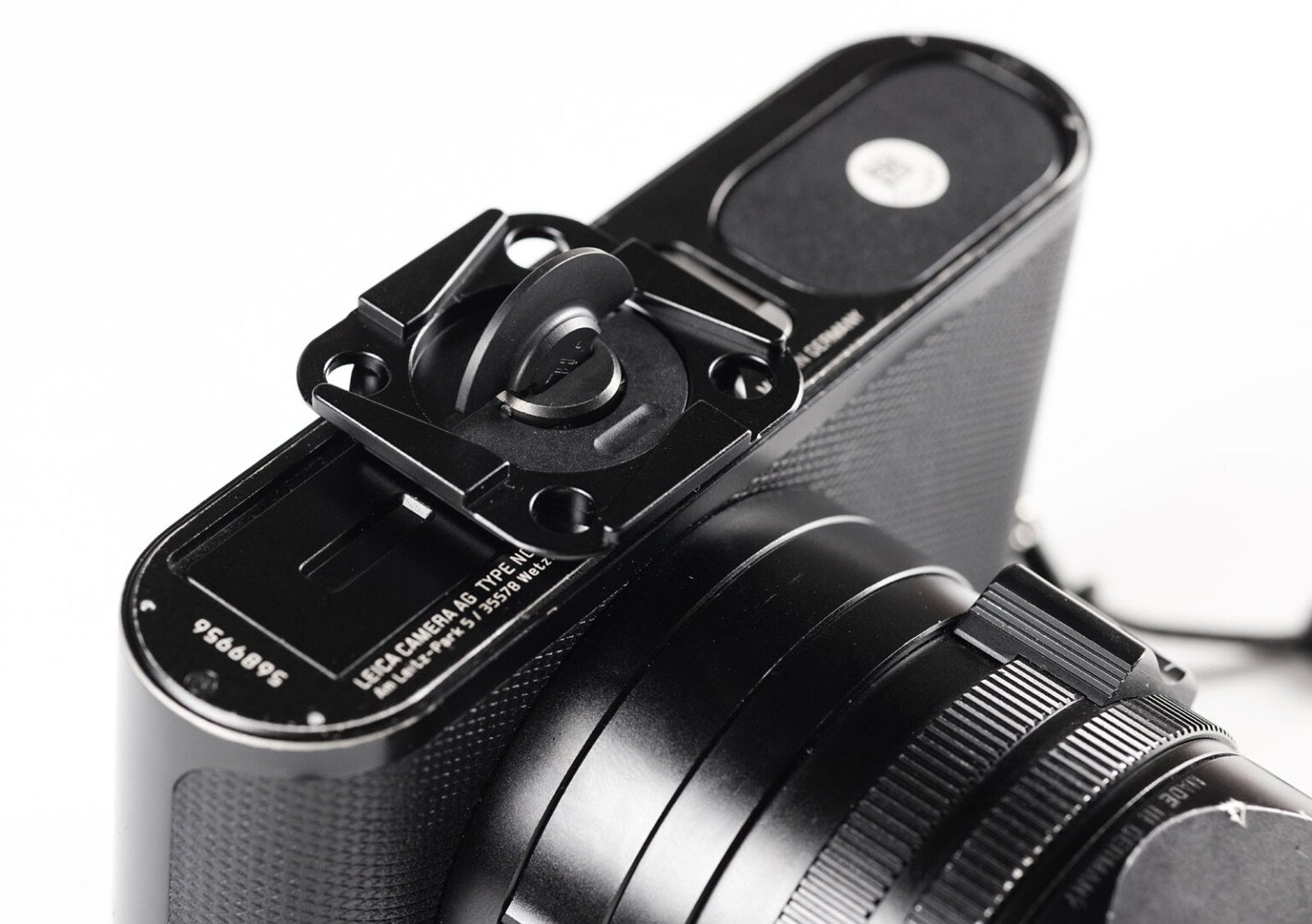 Peak design field plate studio 3 1536x1082 1