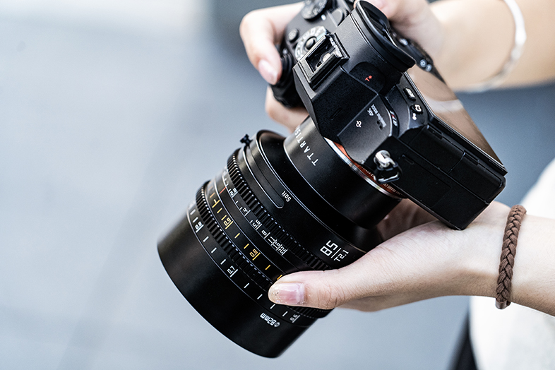 TTArtisan 85mm T2.1 Cine Soft Bubble obrazek