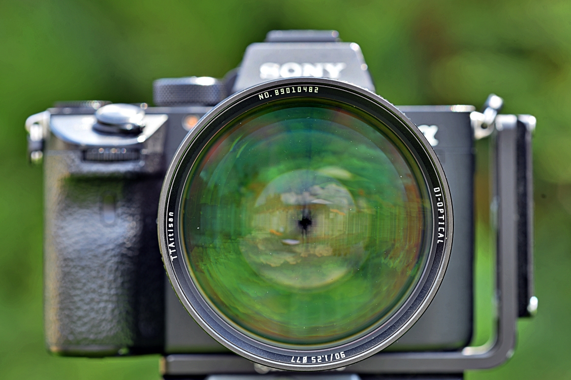 jak-uzywac-manualnych-obiektywow-ttartisan-bez-stykow-na-aparatach-bezlusterkowych