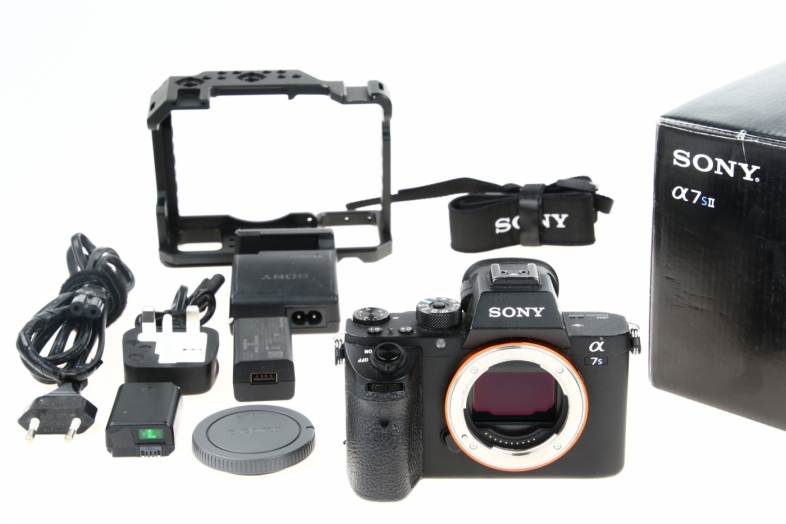 zestawy-foto-swiateczny-prezent-2025-canon-nikon-sony