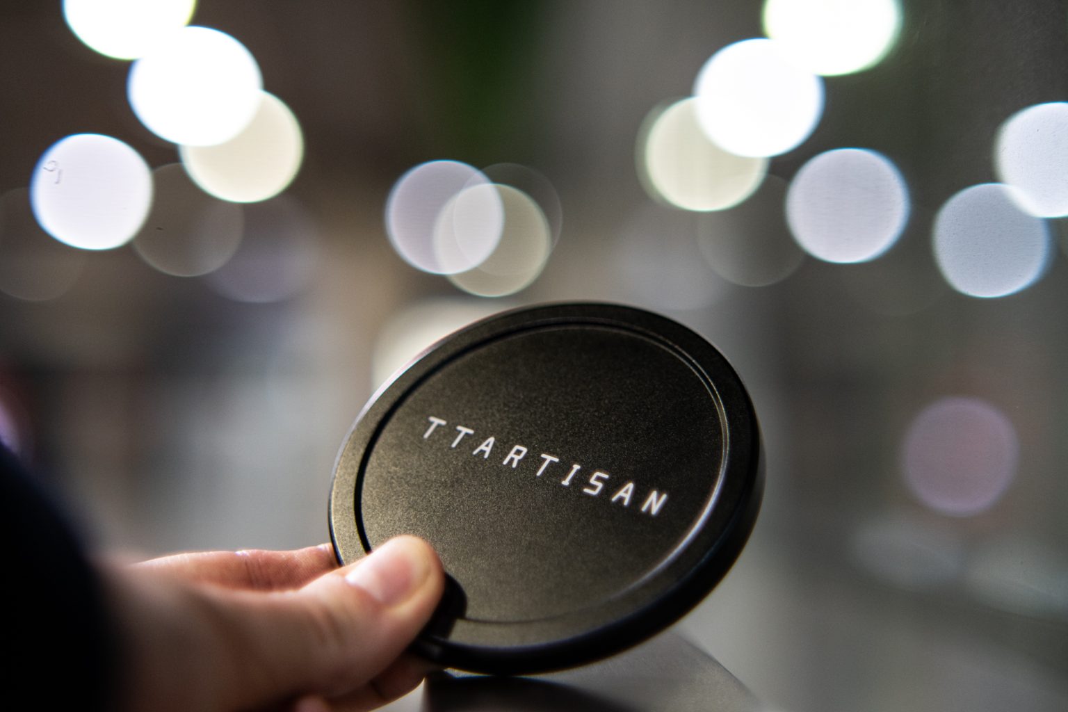 Galeria zdjęć przykładowych 2000px wykonana za pomocą obiektywu TTArtisan 50mm T2.1 Cine Soft-Bubble i aparatu Sony A7R IV