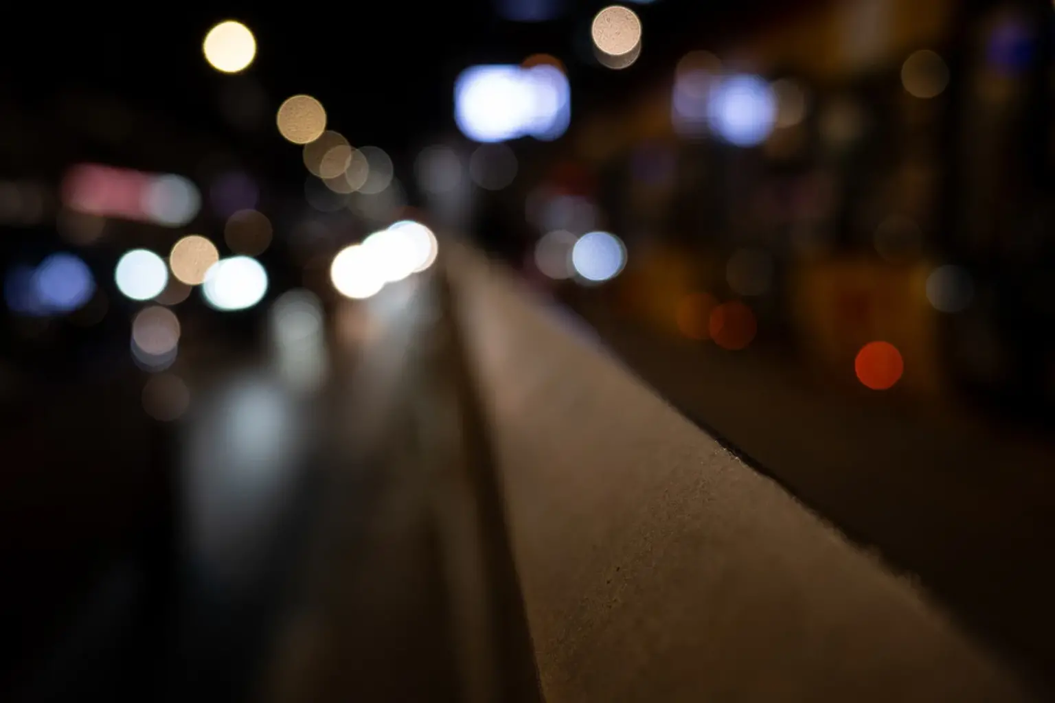 Galeria zdjęć przykładowych 2000px z aparatu Ricoh GR IV