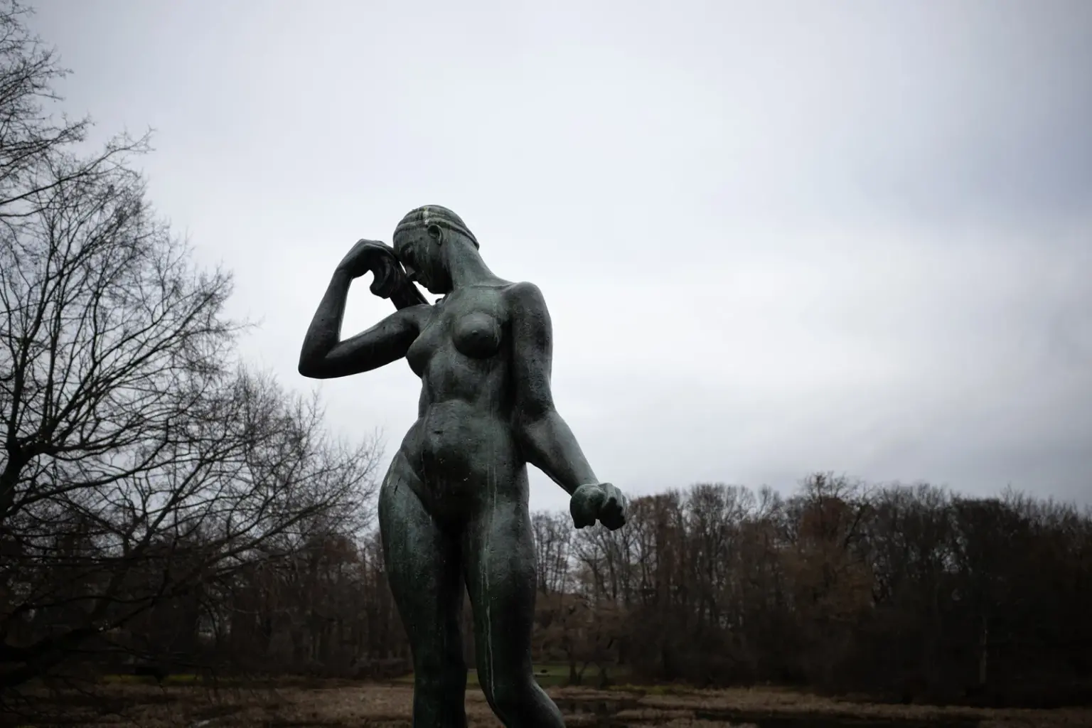 Galeria zdjęć przykładowych 2000px z aparatu Ricoh GR IV