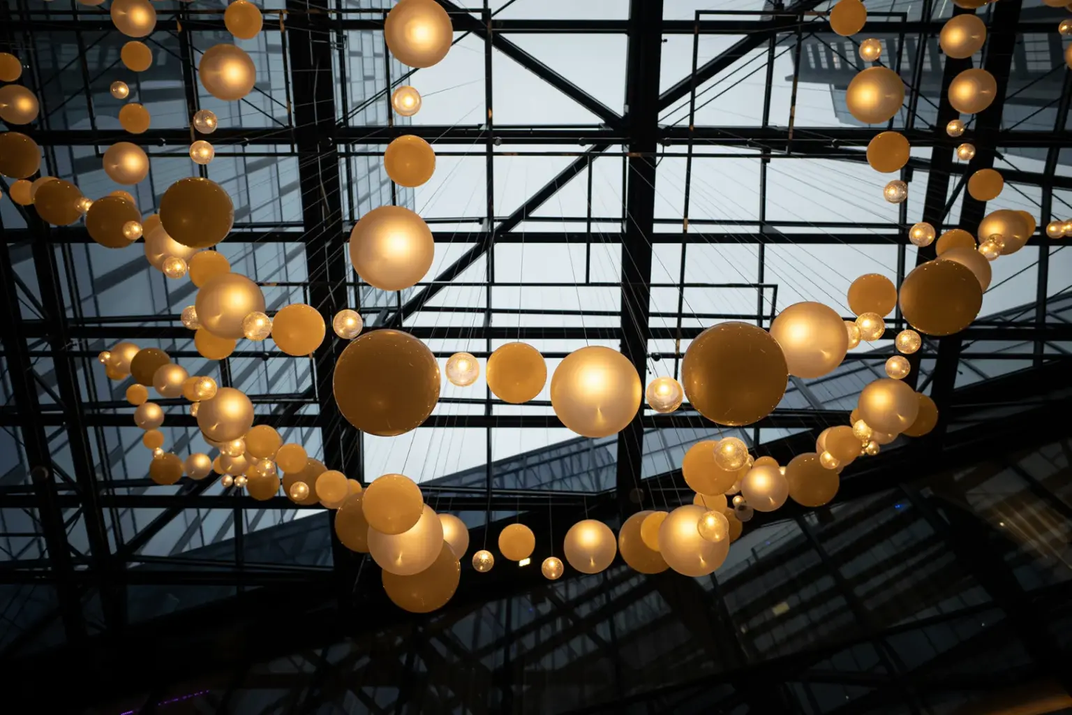 Galeria zdjęć przykładowych 2000px z aparatu Ricoh GR IV