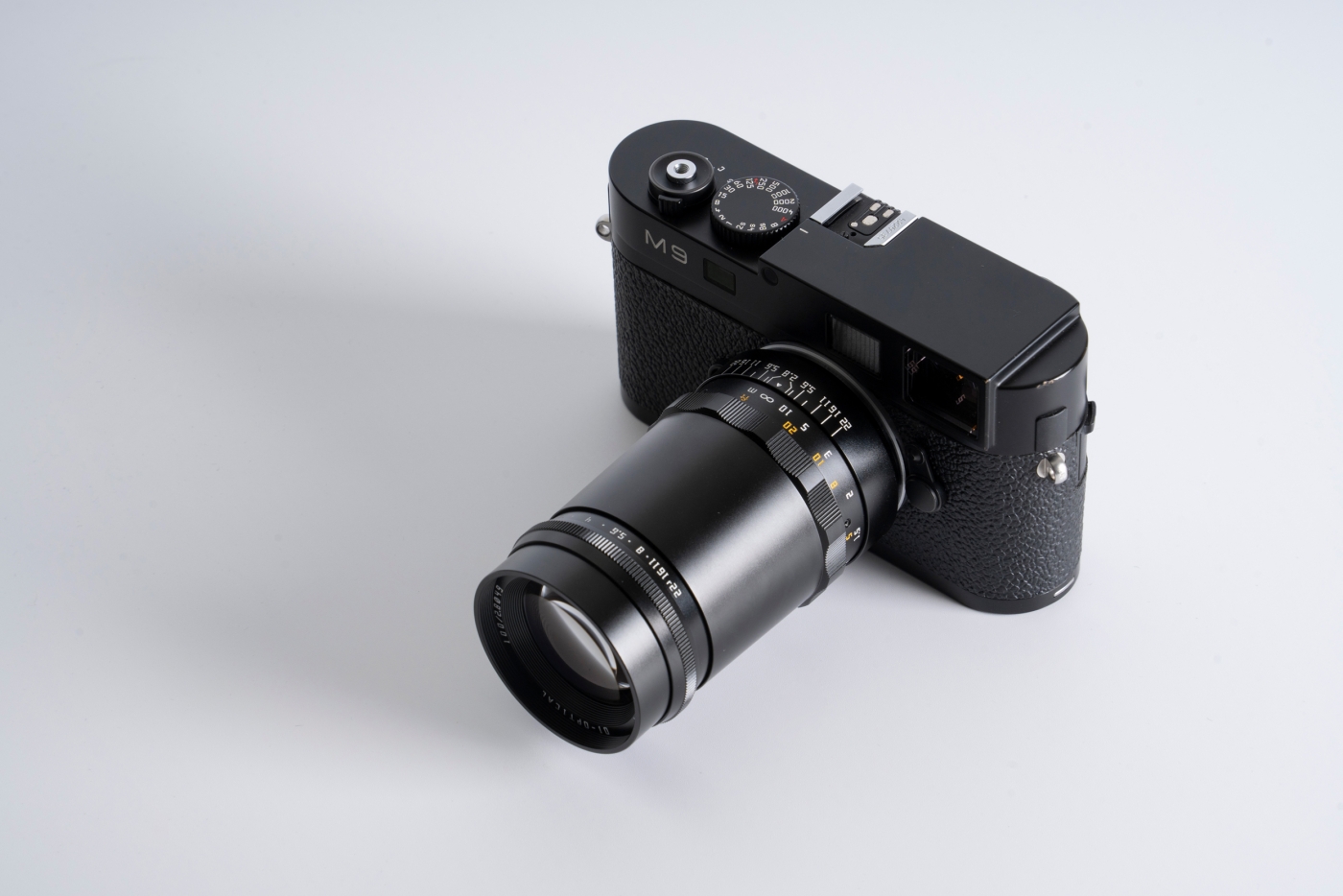 manualne-obiektywy-dlaczego-fotografowie-wybieraja-ograniczenia 3