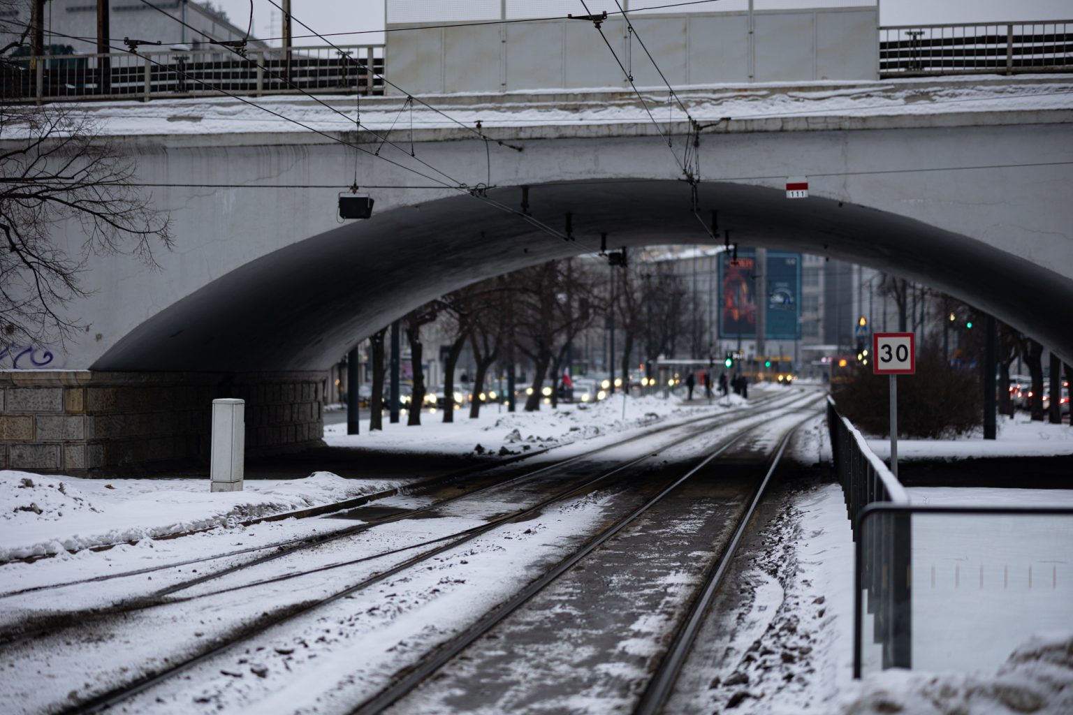 Galeria zdjęć przykładowych 2000px z obiektywu Samyang 85mm F1.4 AF Canon RF i aparatu Canon R6