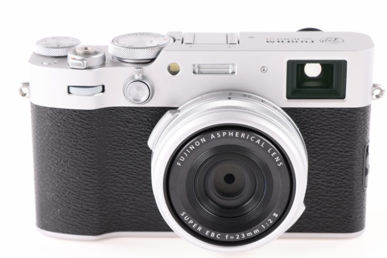 aparat-z-charakterem-design-sprzetu-fotograficznego