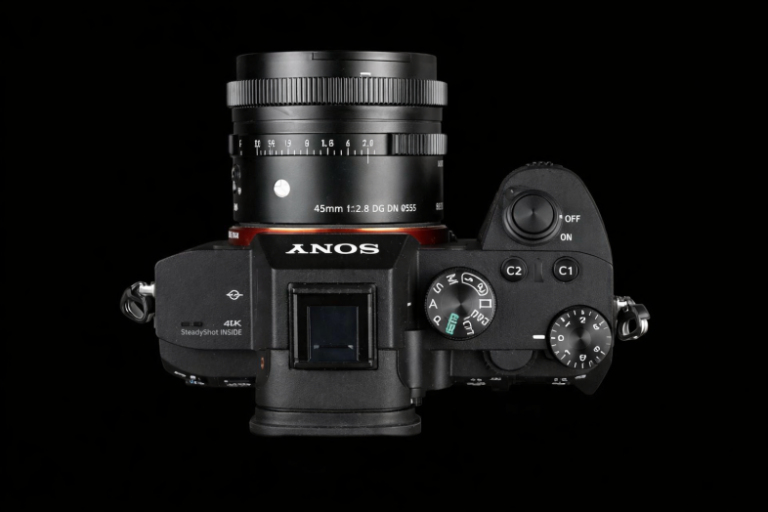 Sigma C 45mm F2 DG DN Sony A7R IV Main