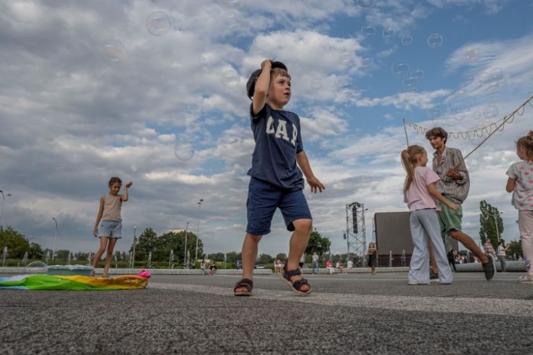 24mm-35mm-65mm-street-photo-zestaw-obiektywow